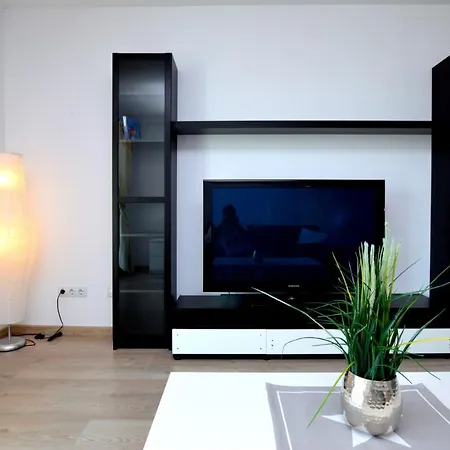 Bonito Apartamento Sa Marina Cerca De La Playa Алькудия